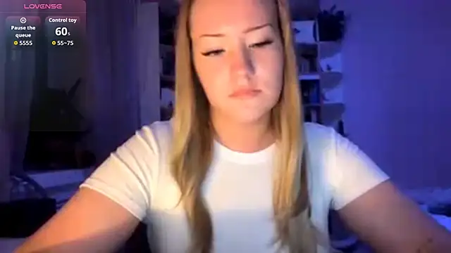 PandaFluff online show from 10.11.25