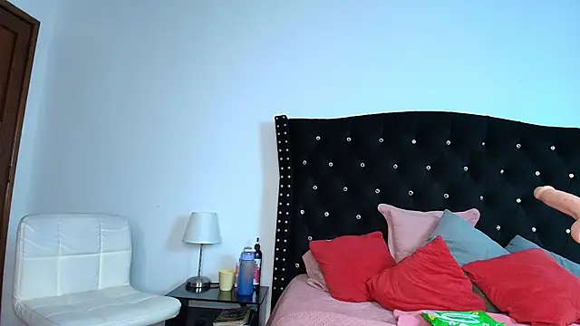 Violetta Starr online show from 09.16.25