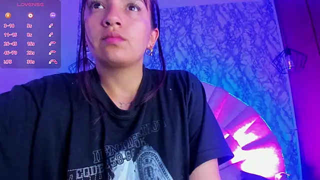 Snapshot of Mariam_s chatting on 10.19.25 Mariam s online show from 10.19.25