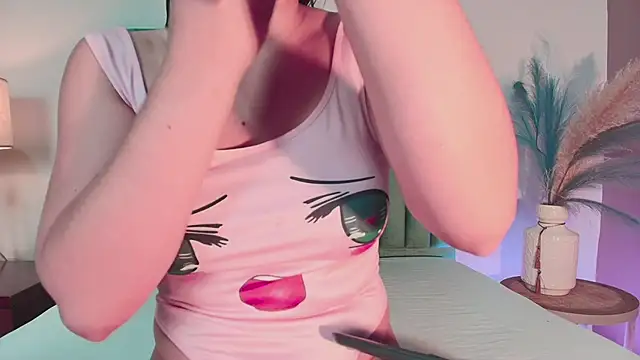 Snapshot of AkashaMoon_ chatting on 10.22.25 AkashaMoon online show from 10.22.25