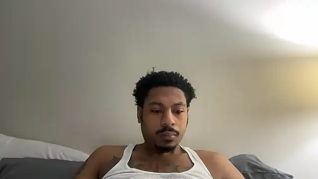 Snapshot of Yungandhungd chatting on 02.11.26 Yungandhungd online show from 02.11.26