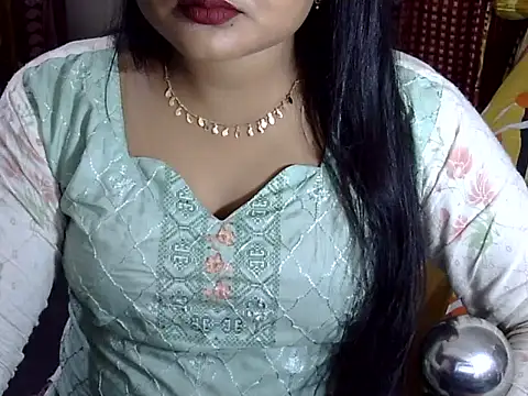 Snapshot of Nusrat_Faria07 chatting on 10.08.25 Nusrat Faria07 online show from 10.08.25