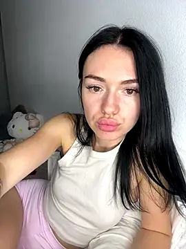 karrr  aaa online show from 10.13.25