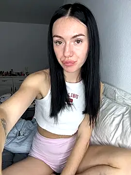 karrr  aaa online show from 11.12.25