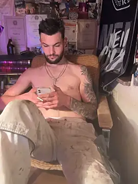 Snapshot of Mexxwell69 chatting on 10.29.25 Mexxwell69 online show from 10.29.25