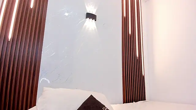 CarolinaMejia online show from 10.15.25