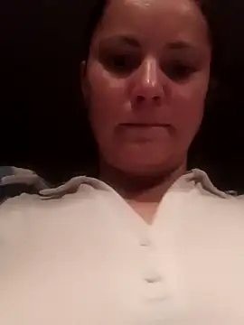 Cassandrina1 online show from 10.13.25