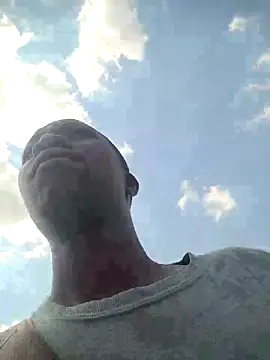 Snapshot of sweetdickboy2 chatting on 10.01.25 sweetdickboy2 online show from 10.01.25