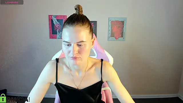 Wanda Gomez online show from 09.26.25