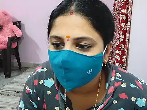 Snapshot of jannu6482 chatting on 10.12.25 jannu6482 online show from 10.12.25