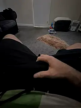 Snapshot of biversboy chatting on 10.02.25 biversboy online show from 10.02.25