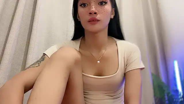 Snapshot of anastasia_cums chatting on 10.10.25 anastasia cums online show from 10.10.25