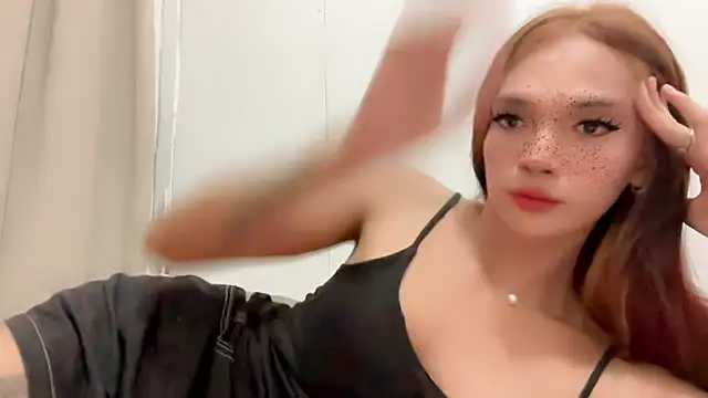 Snapshot of anastasia_cums chatting on 11.05.25 anastasia cums online show from 11.05.25