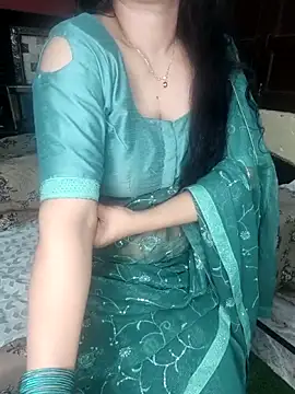 Snapshot of PRIYA_22 chatting on 10.27.25 PRIYA 22 online show from 10.27.25