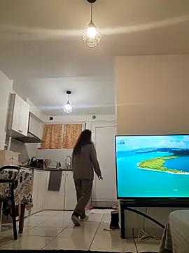 Snapshot of JIAA-WOO chatting on 11.16.25 JIAA-WOO online show from 11.16.25