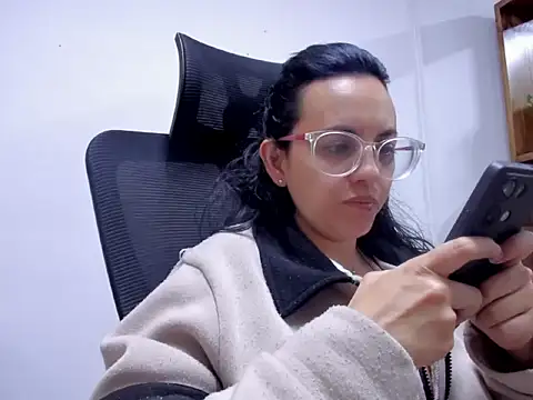 dalila macherano1 online show from 09.25.25