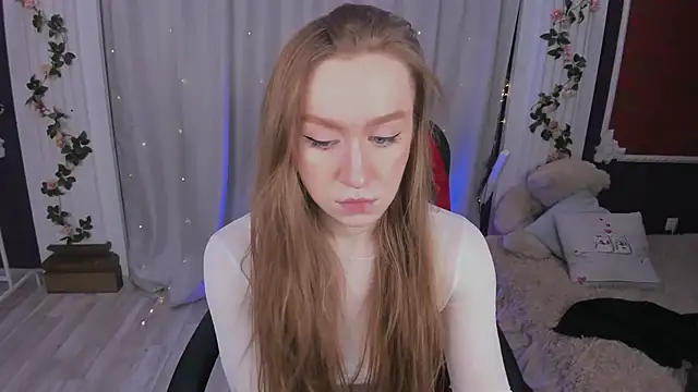 Snapshot of -Seava chatting on 10.22.25 -Seava online show from 10.22.25