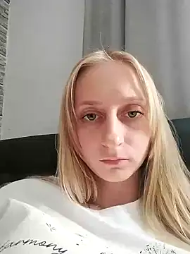 babyXlove online show from 09.23.25