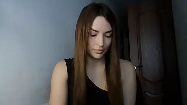 MandiBrooks online show from 11.03.25