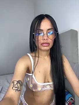 Snapshot of Melissa_coch chatting on 11.05.25 Melissa coch online show from 11.05.25