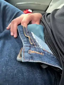 Snapshot of Xarkomm chatting on 03.03.26 Xarkomm online show from 03.03.26