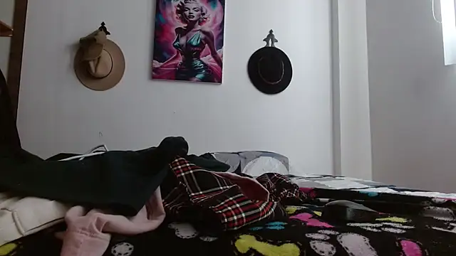 Crystal Star  online show from 03.02.26