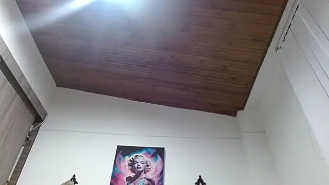 Crystal Star  online show from 03.04.26