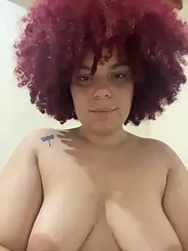 Snapshot of Enyagleam_ chatting on 09.26.25 Enyagleam online show from 09.26.25