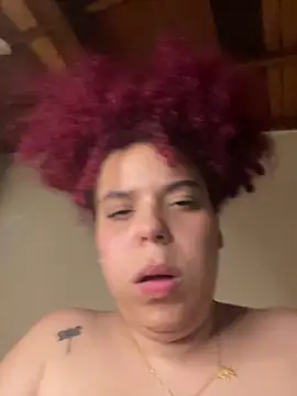 Snapshot of Enyagleam_ chatting on 10.18.25 Enyagleam online show from 10.18.25