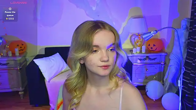 RosesKate online show from 10.31.25