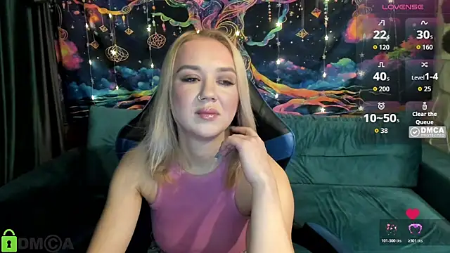 CrystalGirl99 online show from 02.05.26