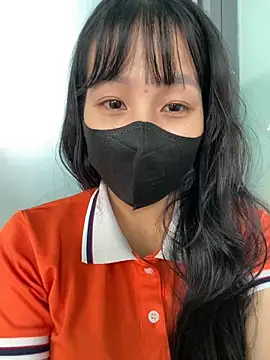 Snapshot of Meowwn chatting on 09.30.25 Meowwn online show from 09.30.25