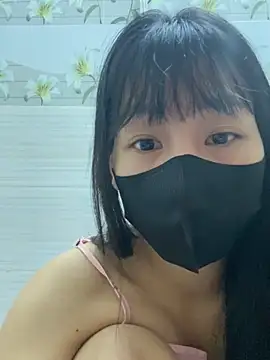 Snapshot of Meowwn chatting on 10.09.25 Meowwn online show from 10.09.25