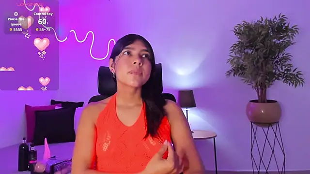 Snapshot of Cherrydollxx chatting on 09.12.25 Cherrydollxx online show from 09.12.25