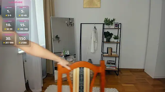 Snapshot of FaaBinaa chatting on 10.12.25 FaaBinaa online show from 10.12.25