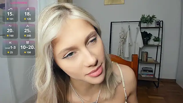 Snapshot of FaaBinaa chatting on 11.06.25 FaaBinaa online show from 11.06.25