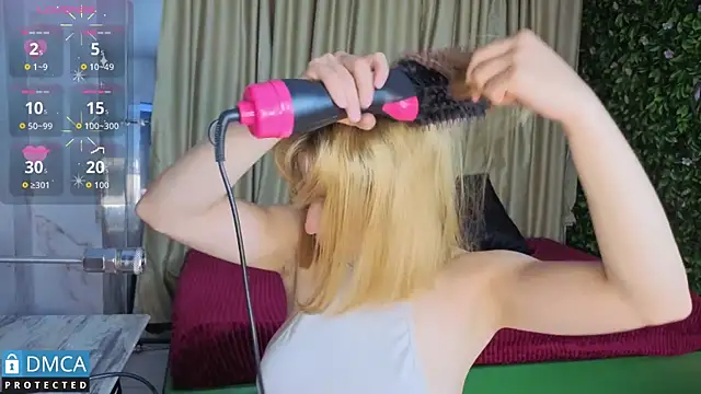 Snapshot of nena_cupcake_ chatting on 02.17.26 nena cupcake online show from 02.17.26