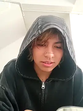 OliIverr22 online show from 09.15.25