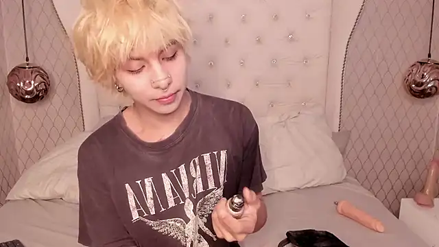 OliIverr22 online show from 10.18.25