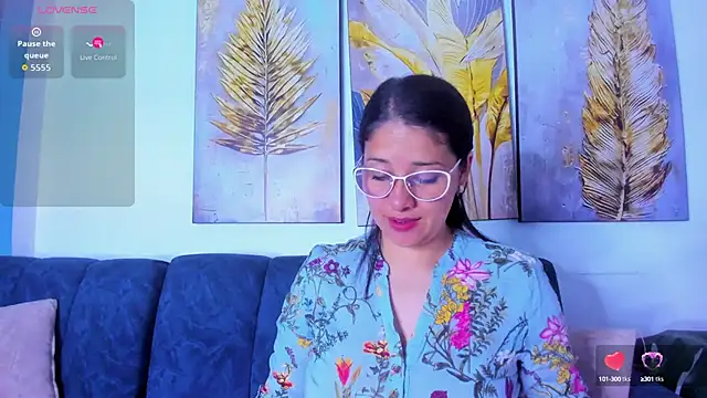 Snapshot of Alana_steel_1 chatting on 09.29.25 Alana steel 1 online show from 09.29.25