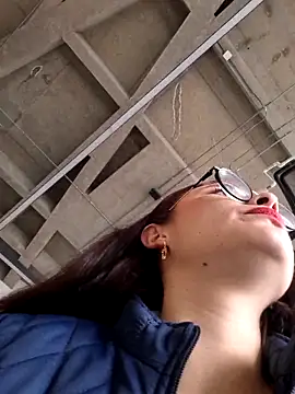 Snapshot of Natalykaty chatting on 10.19.25 Natalykaty online show from 10.19.25