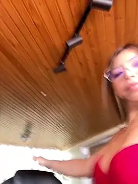 Snapshot of Maddy_Piink chatting on 02.20.26 Maddy Piink online show from 02.20.26