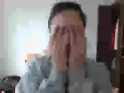 madissooon   online show from 10.28.25