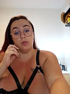 HotRubyXxx online show from 09.18.25