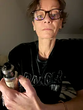 Chris06d22xh online show from 11.16.25