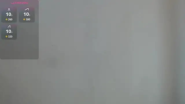 Snapshot of CharlotteCottin chatting on 11.07.25 CharlotteCottin online show from 11.07.25