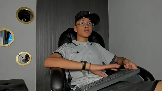 Daddy Darcks online show from 10.02.25