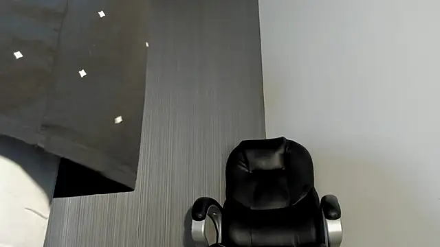 Daddy Darcks online show from 10.23.25