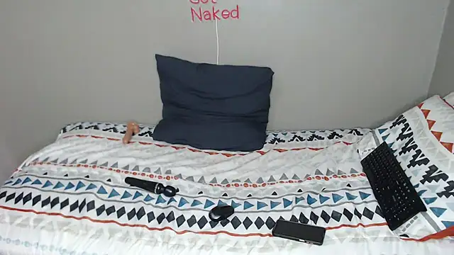 Snapshot of Lunalee chatting on 10.05.25 Lunalee online show from 10.05.25