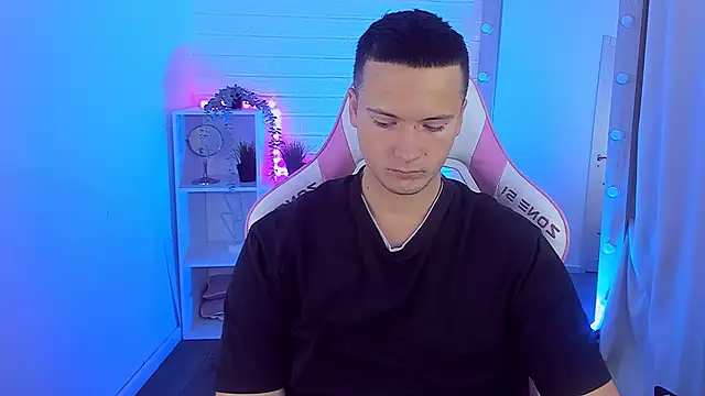 ZackNeal online show from 09.11.25